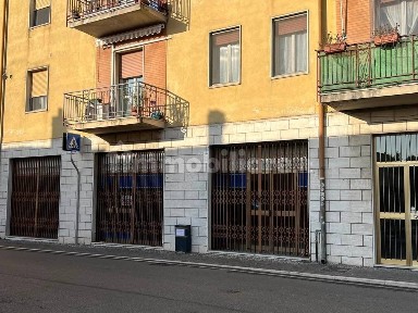 Locale commerciale in Vendita