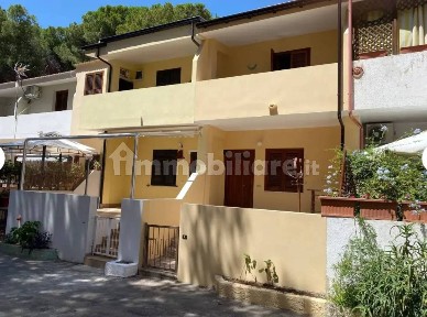 Villa a schiera via San Martino, Copanello, Stalettì