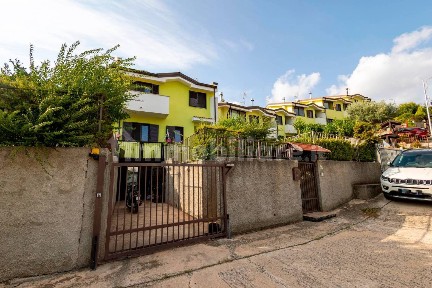 Villa a schiera viale Barlaam da Seminara, Mater Domini - Cavita, Catanzaro