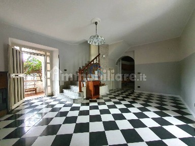 Villa a schiera via Scopelliti 23, Marcellinara