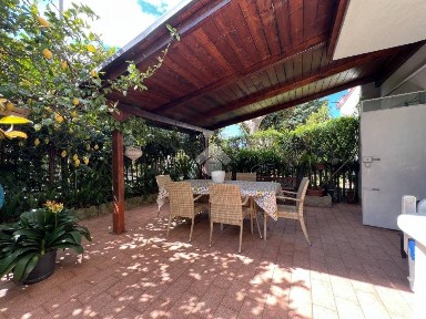 Villa a schiera via Antonio Segni 2, Nicastro Sambiase, Lamezia Terme