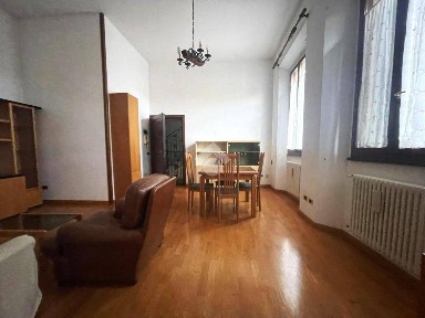 Trilocale vicolo Strocchi 2, Lugo