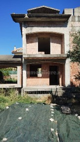 Villa a schiera viale Magna Grecia, Fortuna - Corvo, Catanzaro