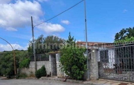 Casa indipendente all'asta via Giorgio Amendola, 16, Oliena