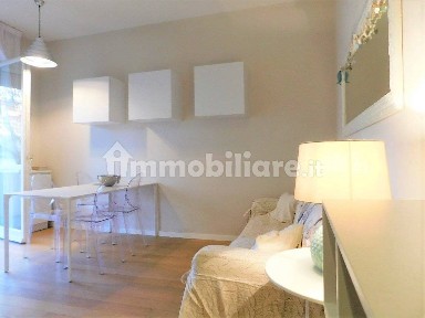 Cervia, Viale 2 Giugno, 143