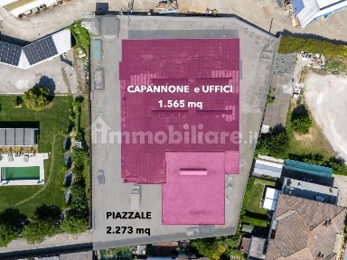 Capannone in Vendita