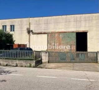 Capannone all'asta via aspromonte, 25, Schio
