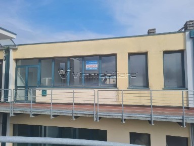 Capannone in Vendita
