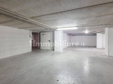 Magazzino - Deposito in Affitto