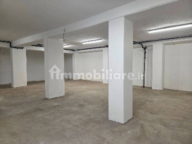 Magazzino - Deposito in Affitto