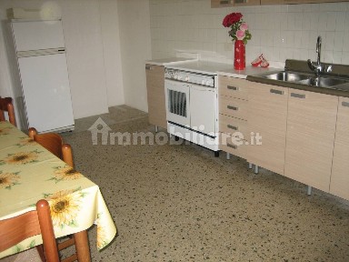 Cervia, Viale Roma, 75
