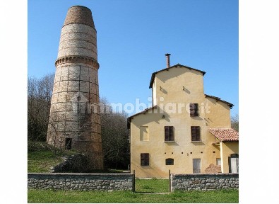 Capannone in Vendita