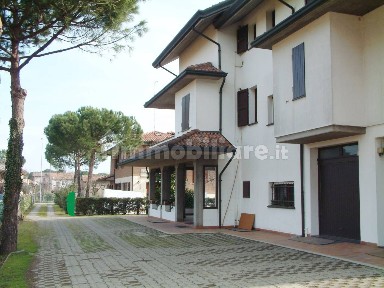 Cervia, Via Pinarella, 106