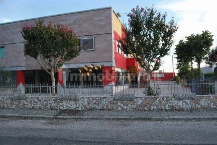 Capannone in Vendita