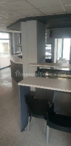 Locale commerciale in Affitto