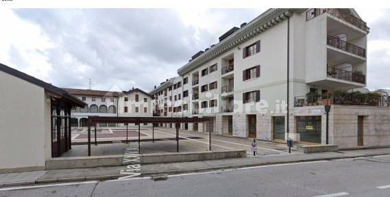 Locale commerciale in Affitto