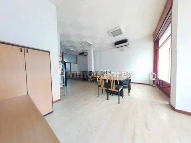 Locale commerciale in Affitto