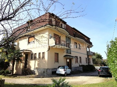 Terratetto plurifamiliare via Giuseppe Verdi, Curno