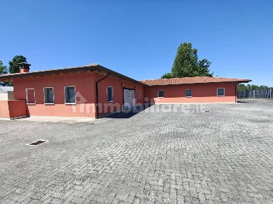 Magazzino - Deposito in Vendita