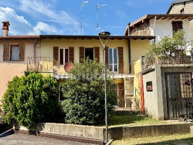 Terratetto unifamiliare via Giuseppe Mazzini 71E, Centro, Villa d'Almè