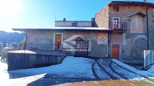 Terratetto unifamiliare 240 m², buono stato, Onore