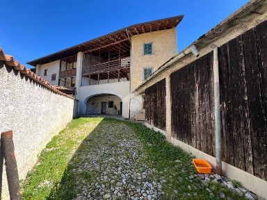 Songavazzo, Via giovanna maria benzoni, 27