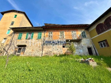 Terratetto unifamiliare via A. Manzoni, Centro, Gazzaniga