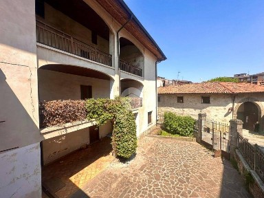 Terratetto unifamiliare via Cardinal Ferrari 31, Centro, Grumello del Monte