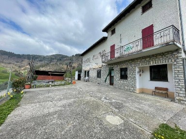 Terratetto unifamiliare Località Seradini, via Bratta 20, Vigolo