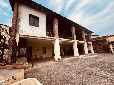 Terratetto plurifamiliare vicolo San Rocco 10, Centro, Caravaggio