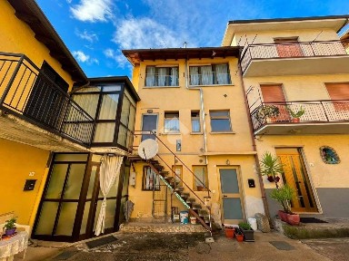 Terratetto unifamiliare via Giuseppe Mazzini 21, Centro, Villa d'Almè