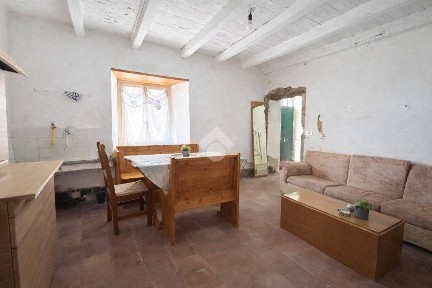 Roncola, Via Roncola Bassa, 33