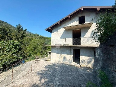Terratetto unifamiliare via Caer 2, Capizzone
