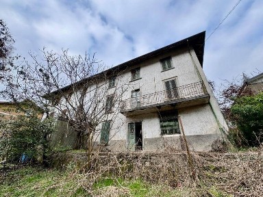 Cene, V. Molini, 5