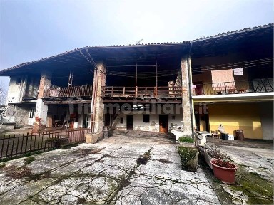 Terratetto unifamiliare via Guglielmo Marconi, Centro, Romano di Lombardia