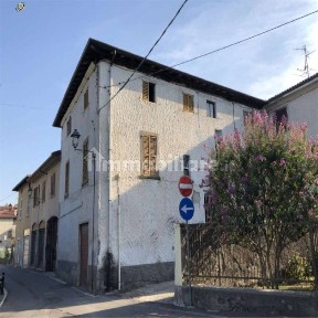 Casa indipendente all'asta via Alcide de Gasperi 25, Ambivere