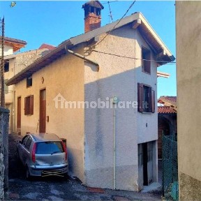 Casa indipendente all'asta via Rifugio 11, Bossico