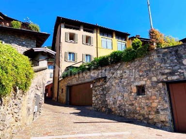 Casa indipendente all'asta Località Barzizza, via San Rocco, 4, Gandino