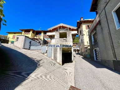 Terratetto unifamiliare via giuseppe garibaldi 14, Centro, Colzate