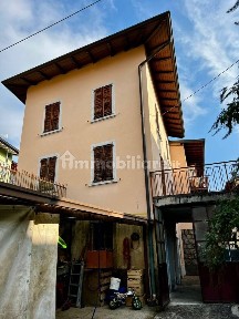 Terratetto unifamiliare vicolo Orobico, Centro, Castione della Presolana