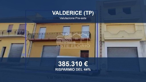 Capannone all'asta via Po null, Valderice