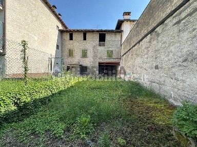Terratetto unifamiliare via Fiorine 20, Centro, Clusone