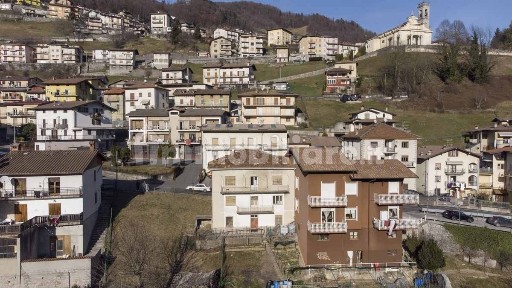 Terratetto unifamiliare via Prealpina Inferiore 11, Villassio, Gorno
