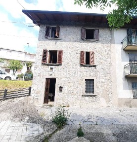 Terratetto unifamiliare via Tezzo, Roncola Alta, Roncola