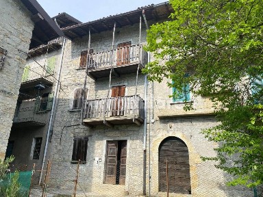 Terratetto unifamiliare via Grumello, Zogno