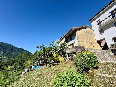 Terratetto plurifamiliare via Colle Sfanino 26, Albino