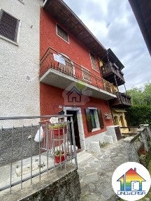 Terratetto plurifamiliare via Pianca,30, San Giovanni Bianco