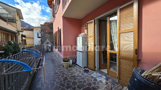 Ponte Nossa, Via 11 Febbraio, 27