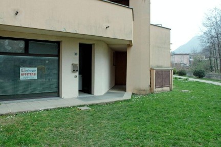 Locale commerciale in Affitto