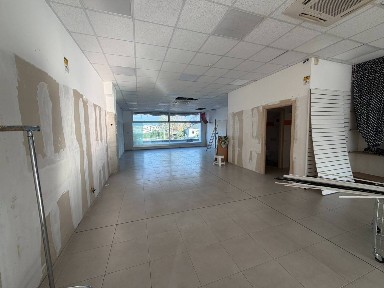 Locale commerciale in Affitto